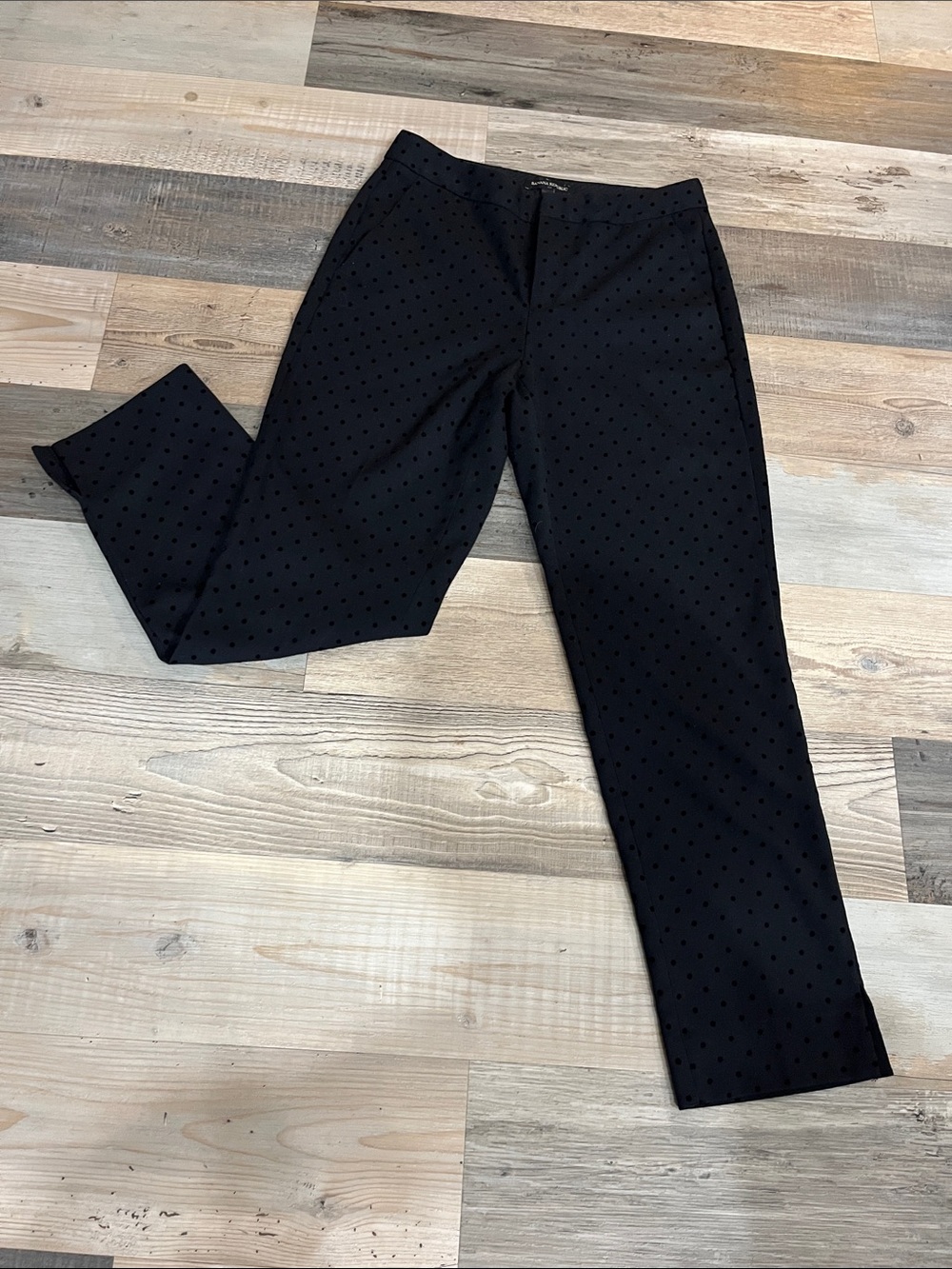 Banana Republic Black Polka Dot Cropped Dress Pants Sz 2 Office Vhic TC0460
